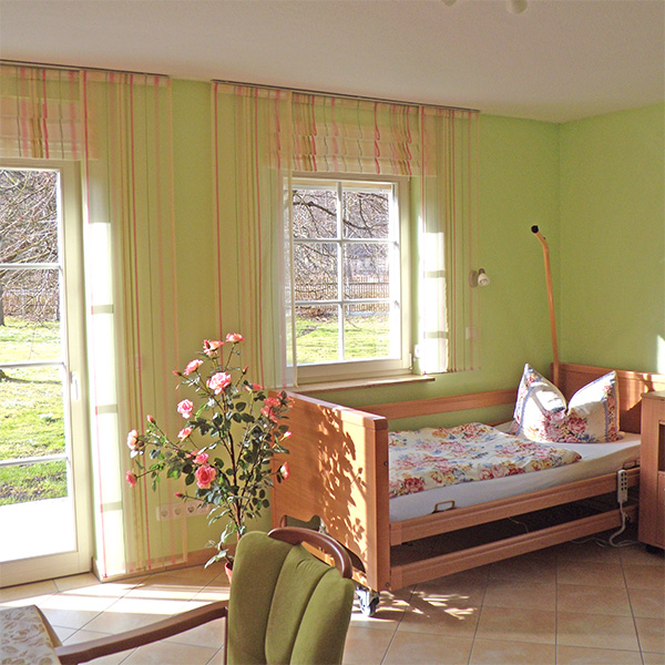 Pflegedienst-debora-krause-chemnitz-erfenschlag-Ölmuehle-zimmer